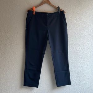 Gorgeous suiting quality cropped navy trousers size 8